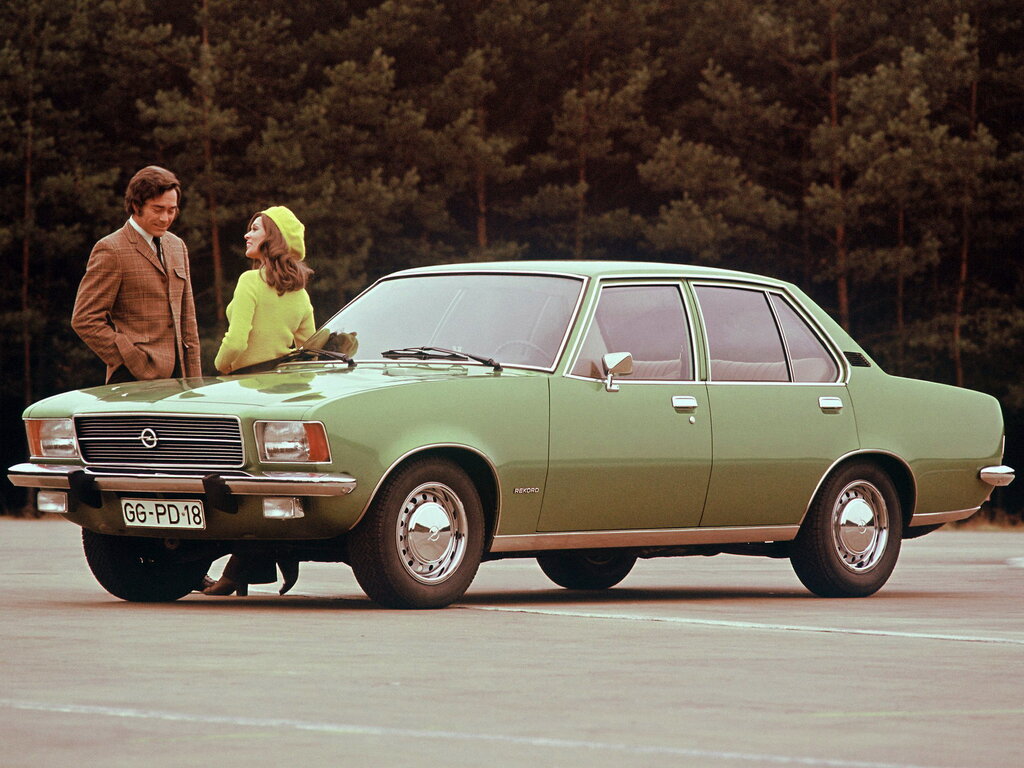 Opel Rekord 6 поколение, седан (12.1971 - 09.1977)
